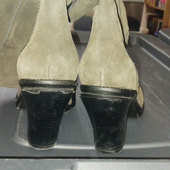 'My Idol' knee high suede boot. - Picture 6 of 8